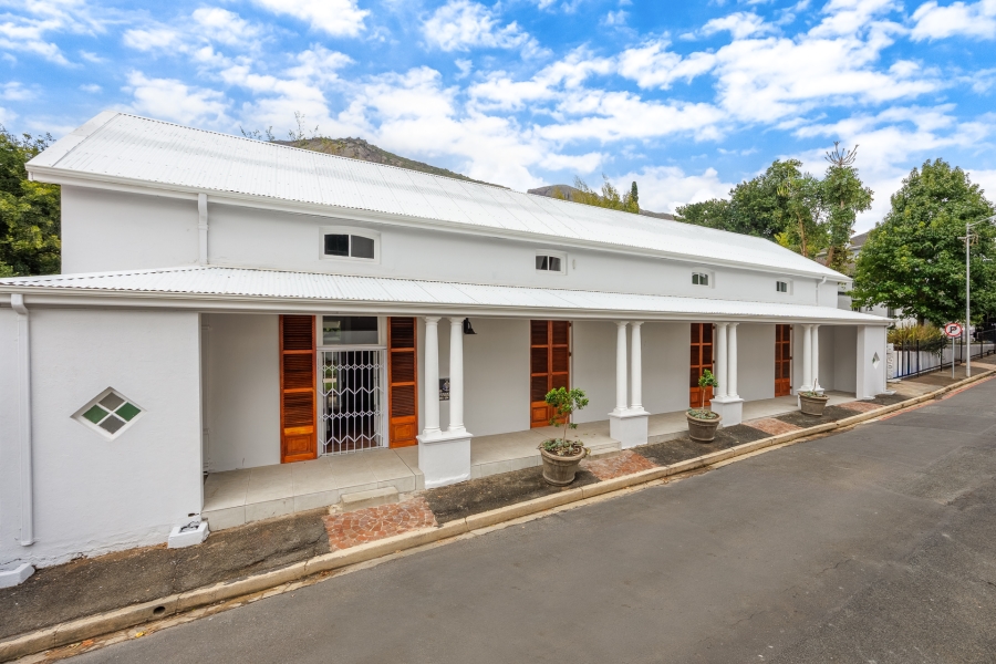 3 Bedroom Property for Sale in Hoog En Droog Western Cape